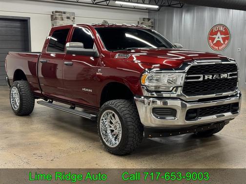 2021 RAM 3500 Tradesman Crew Cab 4x4 6'4' Box