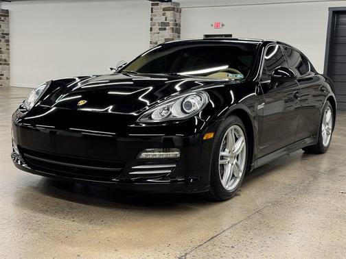 Black 2012 Porsche Panamera 4