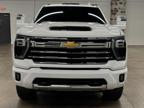 2024 Chevrolet Silverado 2500 LTZ