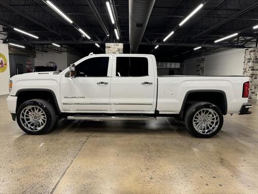 2019 GMC Sierra 2500 Denali