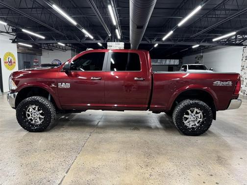2017 RAM 2500 Big Horn Crew Cab 4x4 6'4' Box