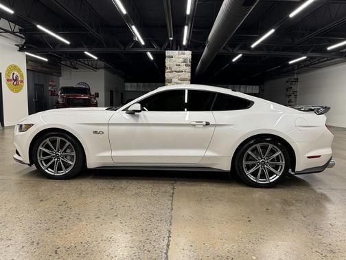2017 Ford Mustang GT Premium