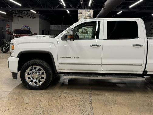 Summit White 2017 GMC Sierra 2500 Denali