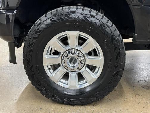 2022 Ford F-250 Platinum