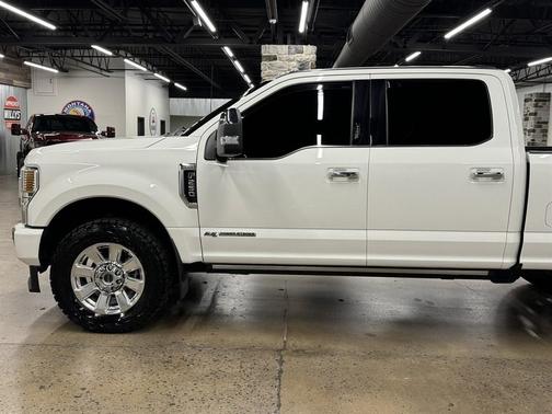 2022 Ford F-250 Platinum