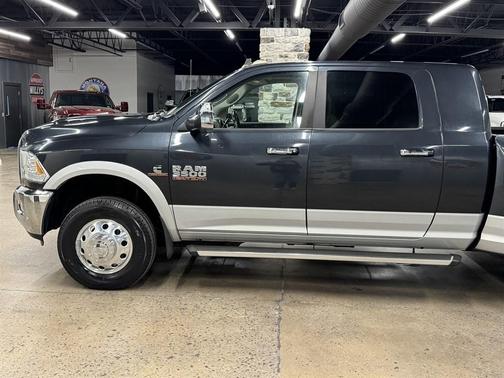 2016 RAM 3500 Laramie