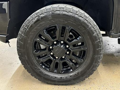 2023 GMC Sierra 3500 Denali