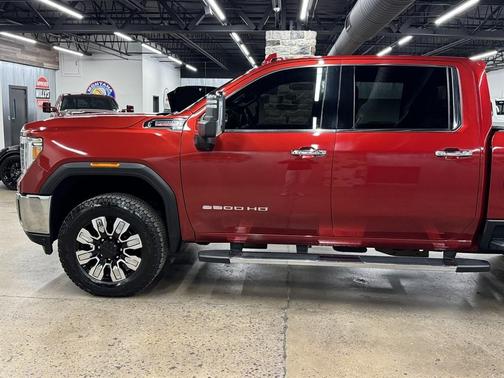 2021 GMC Sierra 2500 SLT
