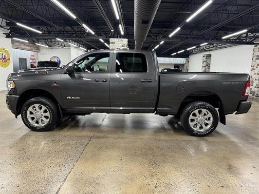 2021 RAM 2500 Big Horn Crew Cab 4x4 6'4' Box