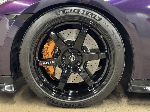 2017 Nissan GT-R Track Edition