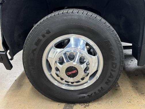 2023 GMC Sierra 3500 SLT