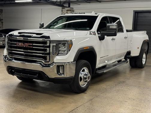 2023 GMC Sierra 3500 SLT