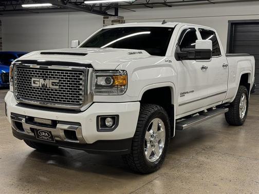 2015 GMC Sierra 2500 Denali