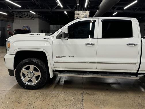 2015 GMC Sierra 2500 Denali