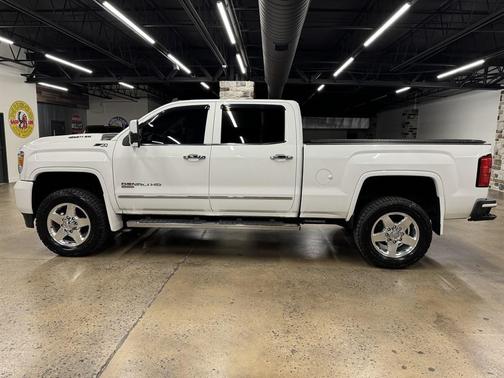 2015 GMC Sierra 2500 Denali