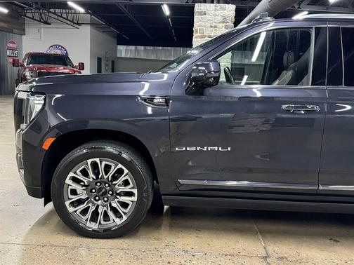 2024 GMC Yukon Denali Ultimate