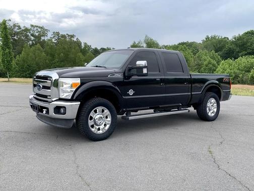 Tuxedo Black Metallic 2014 Ford F-250