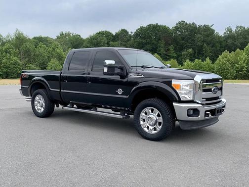 Tuxedo Black Metallic 2014 Ford F-250