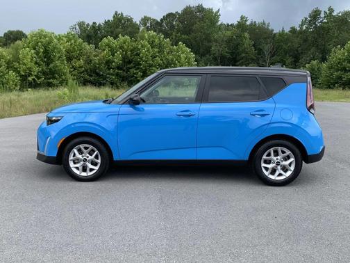 2023 Kia Soul S