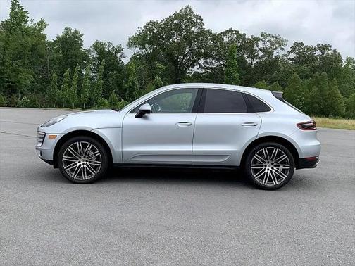 2016 Porsche Macan S