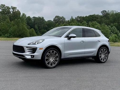2016 Porsche Macan S