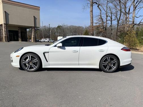 2013 Porsche Panamera 4
