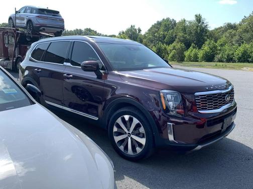 Sangria 2021 Kia Telluride EX