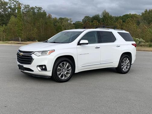 2019 Chevrolet Traverse LT Cloth