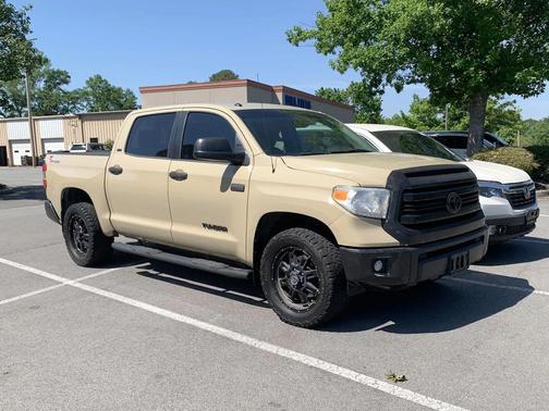 Quicksand 2017 Toyota Tundra SR5