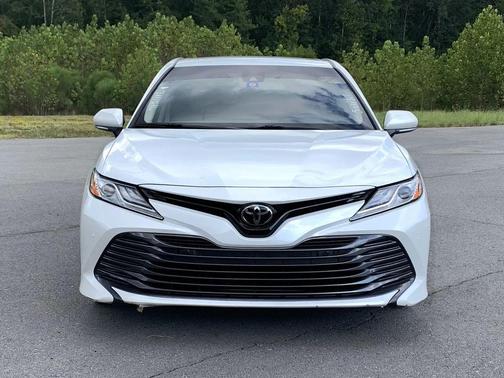 2018 Toyota Camry XLE