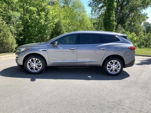Satin Steel Metallic 2019 Buick Enclave Avenir