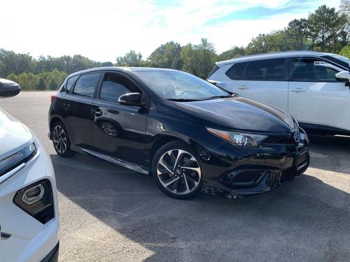 2016 Scion iM Base