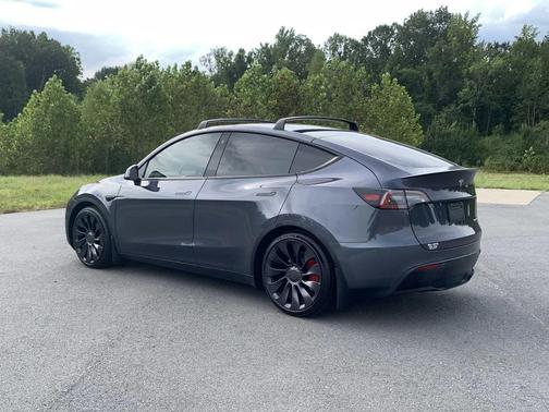 2022 Tesla Model Y Performance Dual Motor All-Wheel Drive