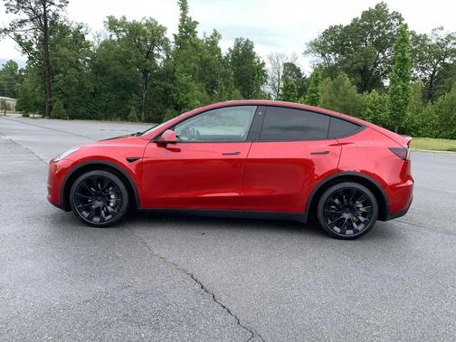 Red Multi-Coat 2021 Tesla Model Y Long Range Dual Motor All-Wheel Drive