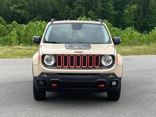 2017 Jeep Renegade Trailhawk
