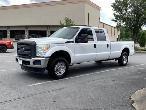 White Platinum Metallic Tri-Coat 2016 Ford F-250