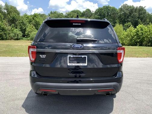 Magnetic Metallic 2017 Ford Explorer XLT
