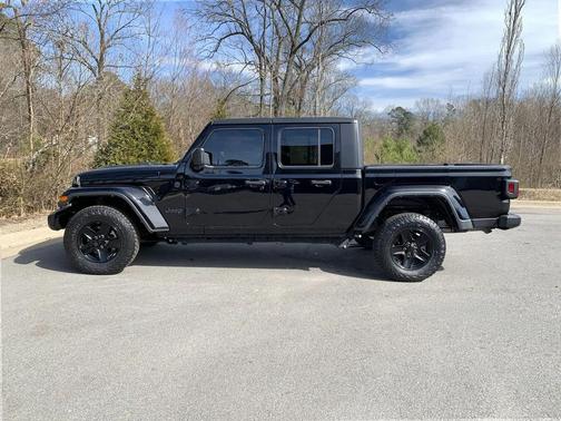 2021 Jeep Gladiator Sport S