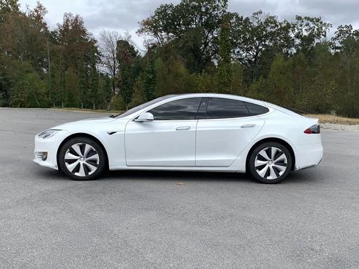 2020 Tesla Model S 
