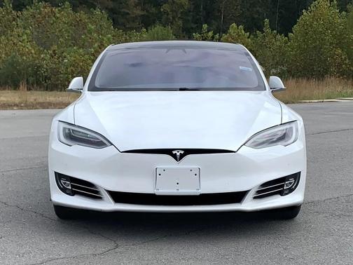 2020 Tesla Model S 