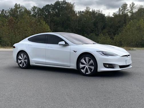 2020 Tesla Model S 