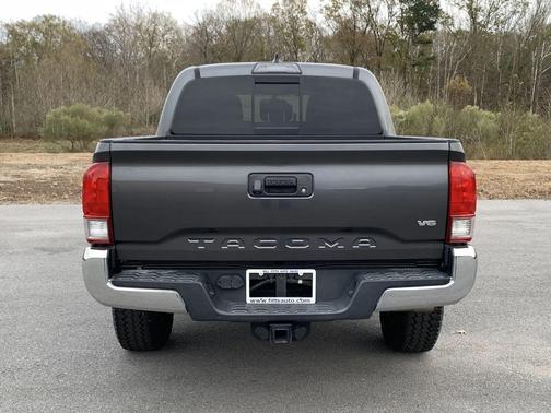 2017 Toyota Tacoma Base