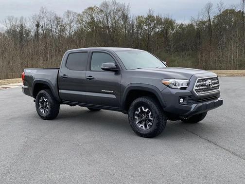 2017 Toyota Tacoma Base