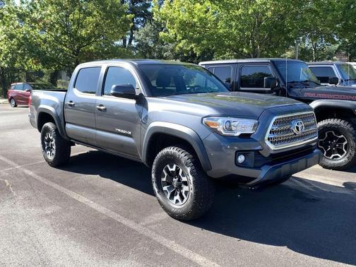 2017 Toyota Tacoma Base