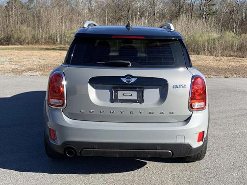 2018 MINI Countryman Cooper