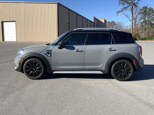 2018 MINI Countryman Cooper