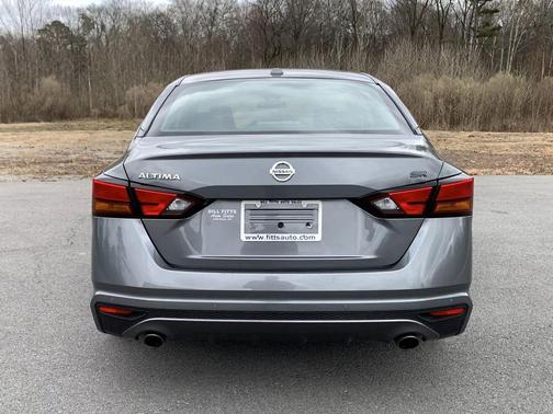 2021 Nissan Altima SR FWD