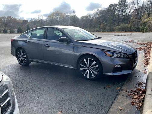 2021 Nissan Altima SR FWD