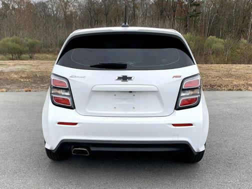 2020 Chevrolet Sonic FWD Hatchback Premier 5-Door