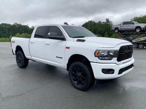 2021 RAM 2500 Lone Star Crew Cab 4x4 6'4' Box